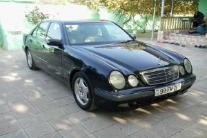 Mercedes E 220 2001