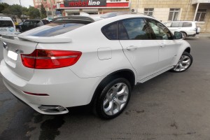 BMW X6 2011