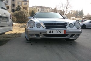 Mercedes E 240 2000