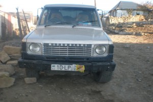 Mitsubishi Pajero 1990