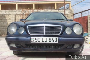 Mercedes E 270 2001