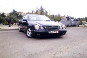 Mercedes E 240 2000