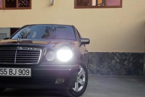 Mercedes E 240 1998