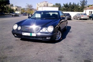 Mercedes E 240 2001