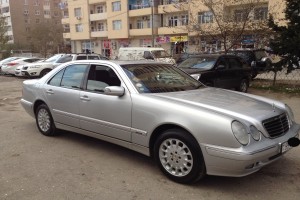 Mercedes E 320 2000