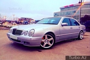 Mercedes E 320 2000